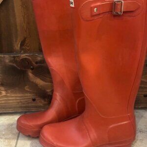 Hunter Youth/Kids Tall Rain & Mud Boots Sz 5 Girls/4 Boys Red Matte Rubber